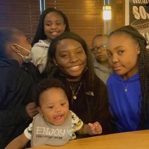 Meet your Posher, Janiah